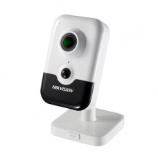 Компактная IP-видеокамера с EXIR-подсветкой до 10м HiWatch DS-I214(B)